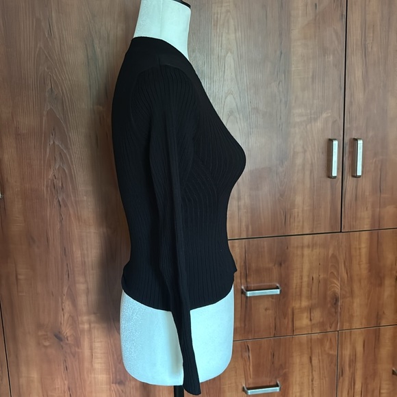 Zara Ribbed Knit Pullover Sweater - Picture 5 of 6